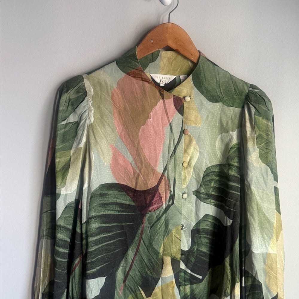 Ted Baker Emilee Leaf Print Top - Picture 7 of 15